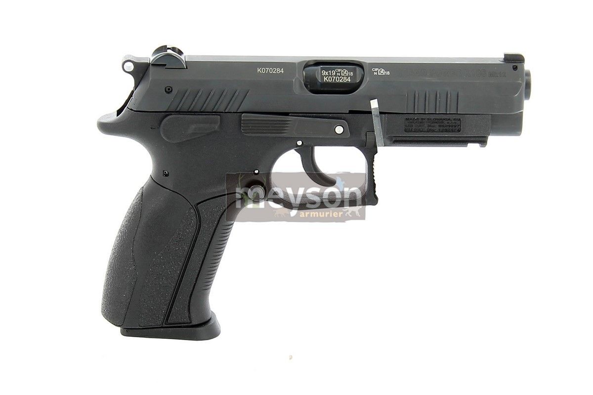 Pistolet semi-automatique Grand Power K100 calibre 9x19 Pistolet semi-automatique Grand Power K100 calibre 9x19