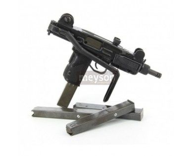 Pistolet IMI Mini Uzi calibre 9x19 mm 