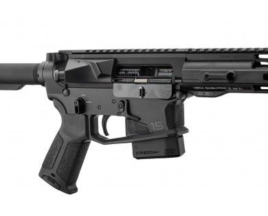 FUSIL D'ASSAUT TYPE AR15 HERA ARMS 15TH CANON 7,5'' CALIBRE 223 rem 