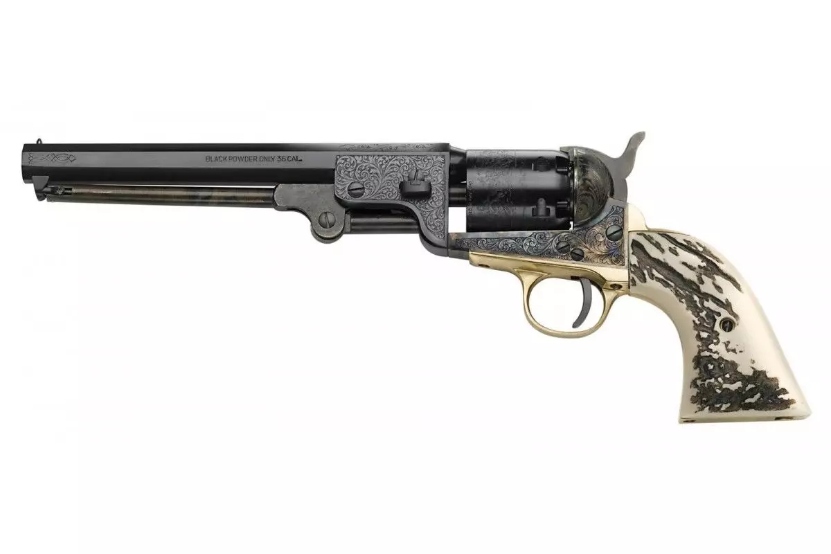 Révolver poudre noire Pietta 1851 Navy Yank Deluxe Stag gravé acier calibre 36 édition limitée 