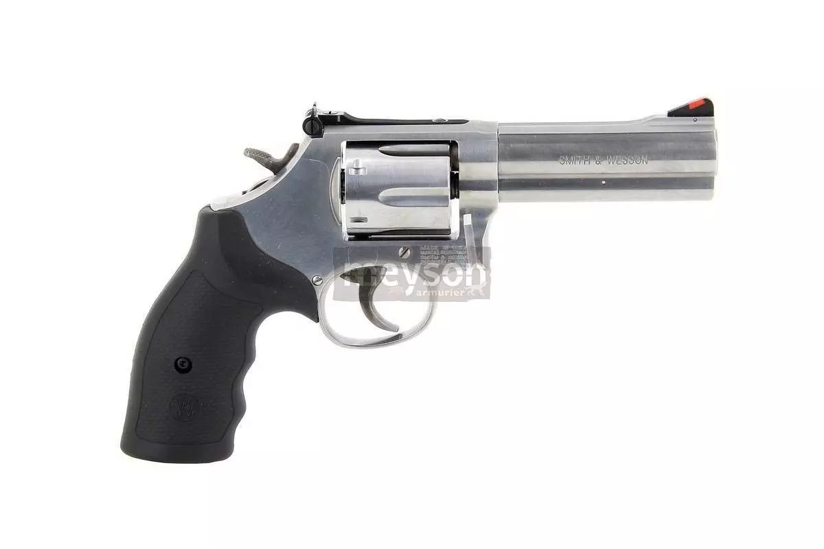 Révolver Smith & Wesson 686 classic calibre 357 Magnum canon 4" 