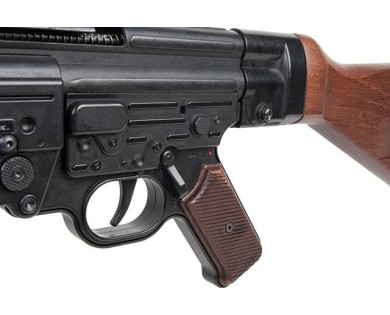 Carabine semi-automatique GSG STG-44 calibre 22LR