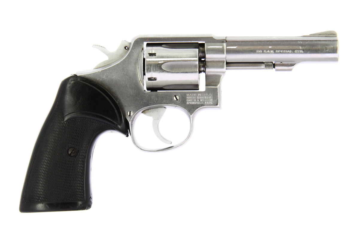 Revolver Smith&Wesson Mod.64 Bronze Calibre 38 Special Poignée Caouthcouc ***occasion*** Revolver Smith&Wesson Mod.64 Bronze Calibre 38 Special Poignée Caouthcouc ***occasion***