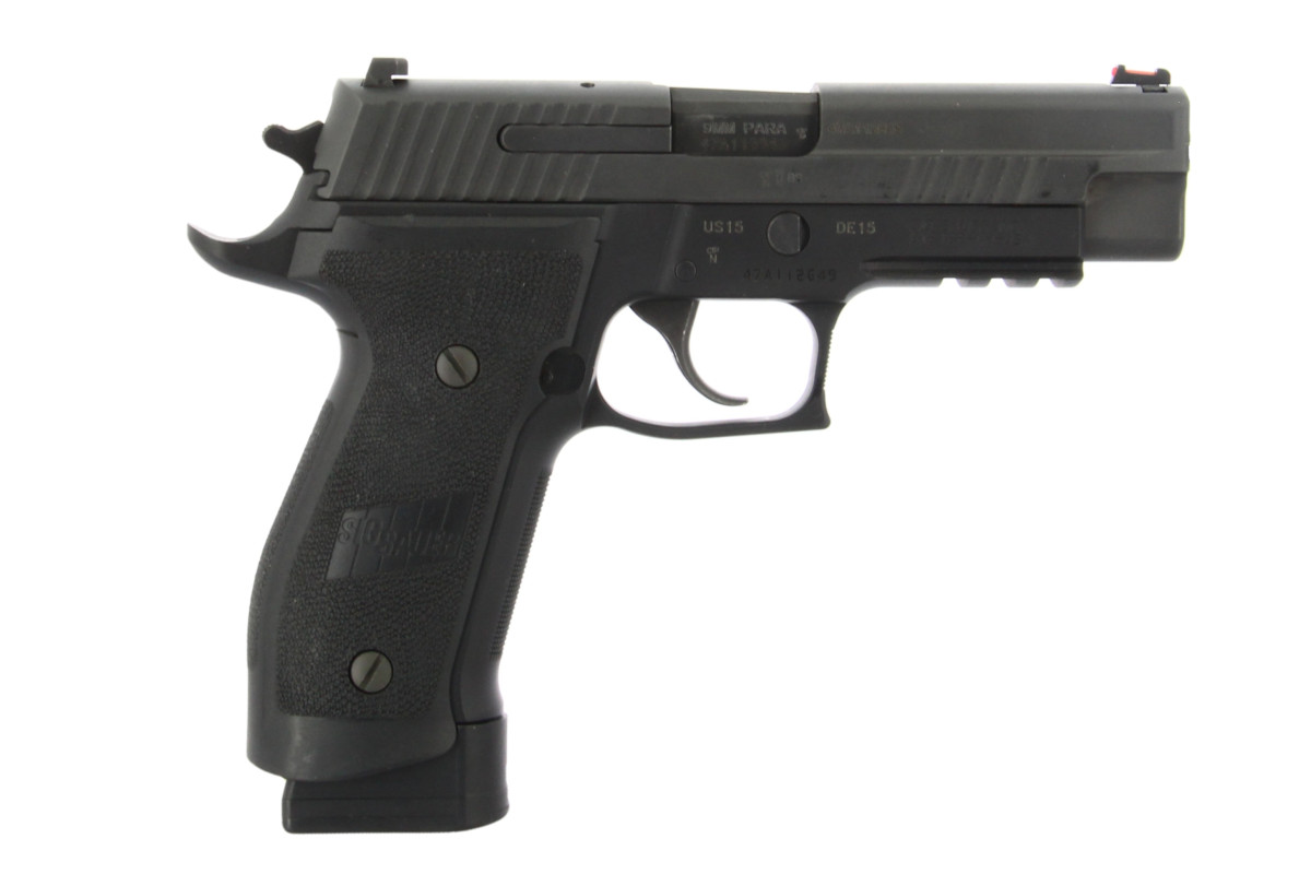 Pistolet Sig Sauer P226 Tacops 9X19 ***OCCASION*** Pistolet Sig Sauer P226 Tacops 9X19 ***OCCASION***